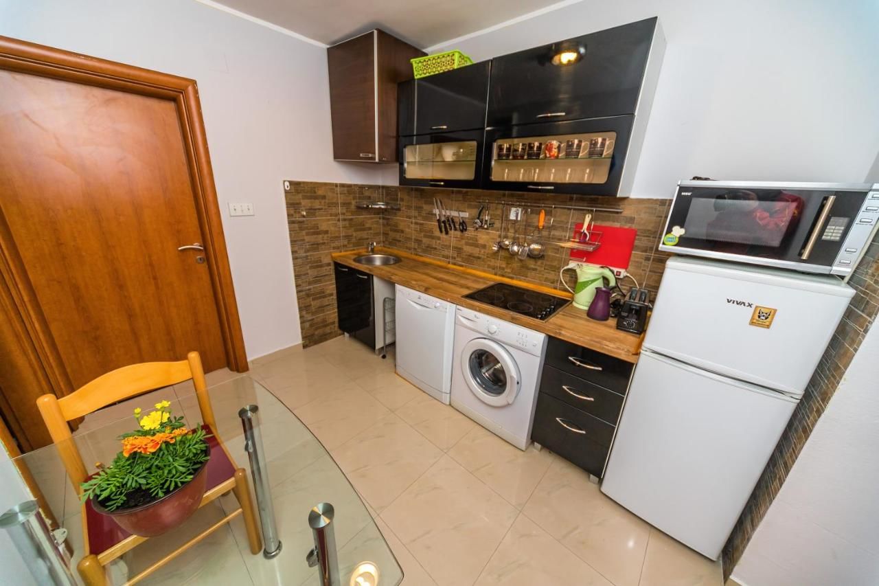 Апартаменты Blue sea apartments by ArniCare Рафаиловичи