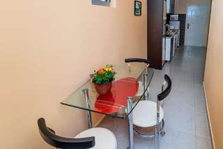 Апартаменты Blue sea apartments by ArniCare Рафаиловичи Апартаменты с балконом-9