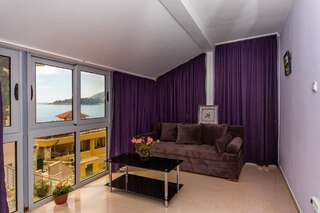 Апартаменты Blue sea apartments by ArniCare Рафаиловичи Апартаменты с видом на море-2