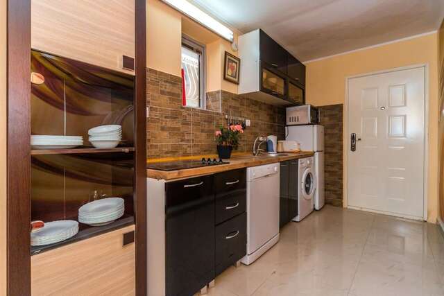 Апартаменты Blue sea apartments by ArniCare Рафаиловичи-36