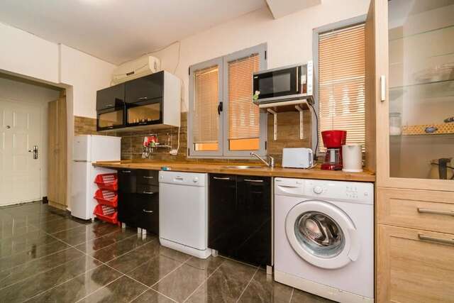 Апартаменты Blue sea apartments by ArniCare Рафаиловичи-53